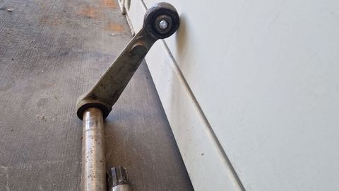 [3293-6749988-2.jpg]