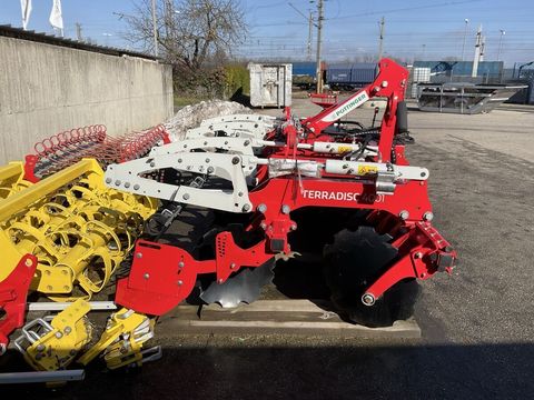 [3293-6753735-5.jpg]