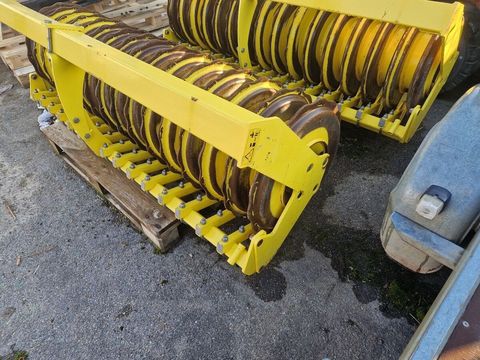 [3293-6757561-1.jpg]