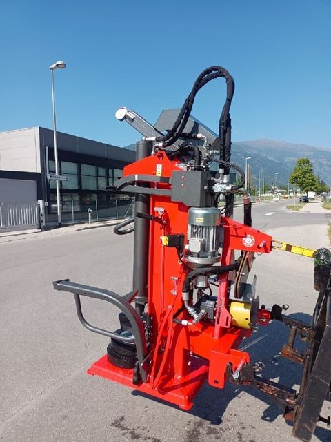 [3313-6348851-4.jpg]