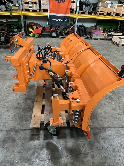 [3319-4811065-1.jpg]