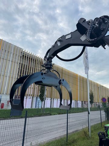 [3319-6319772-0.jpg]