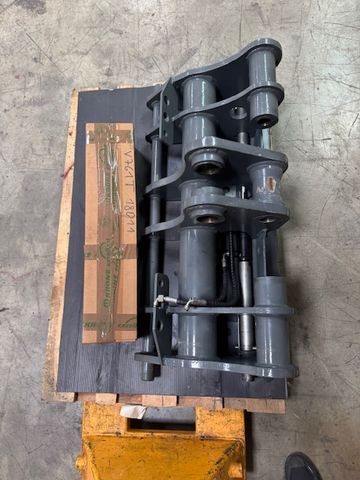 [3319-6364741-2.jpg]