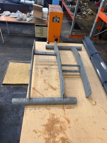 [3319-6394656-0_1.jpg]