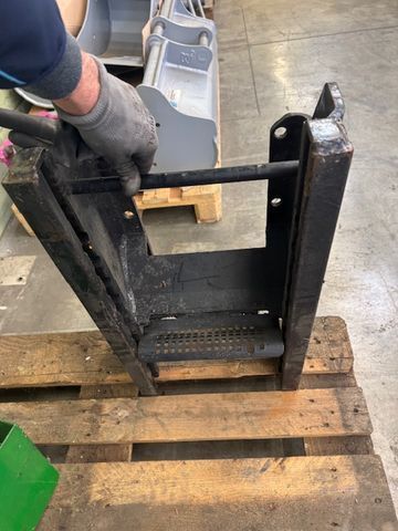 [3319-6395012-1.jpg]