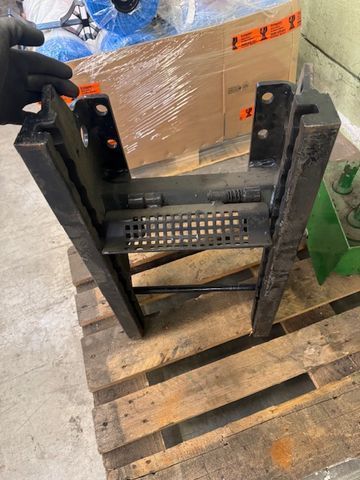 [3319-6395012-2.jpg]