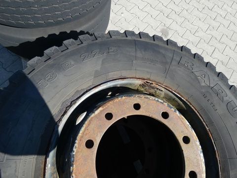 [3342-3497555-11.jpg]