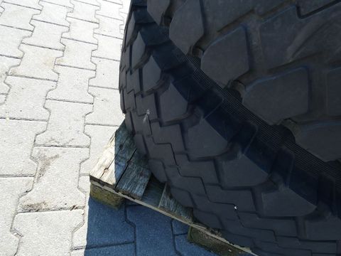 [3342-3497555-5.jpg]