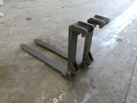 [3342-3530230-3.jpg]