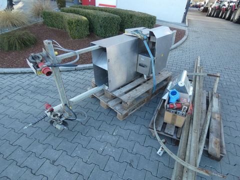 [3342-4320285-1.jpg]