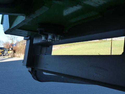 [3342-4504500-7.jpg]