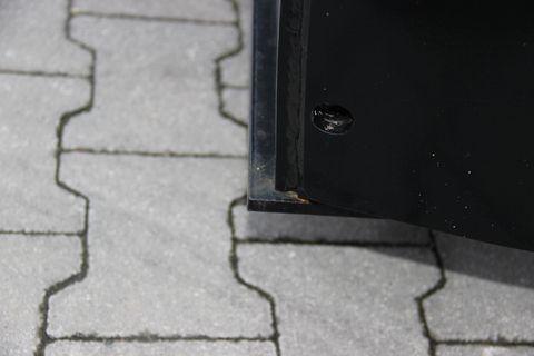 [3342-5127559-12.jpg]