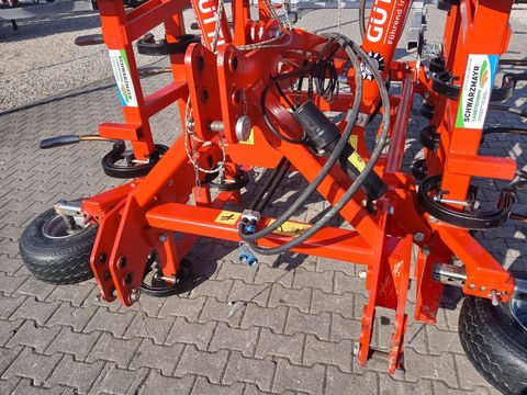 [3342-5127637-6.jpg]