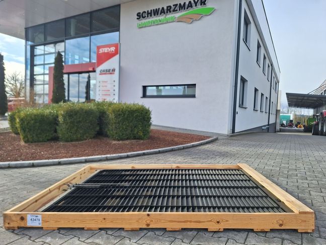 [3342-5146763-0_1.jpg]