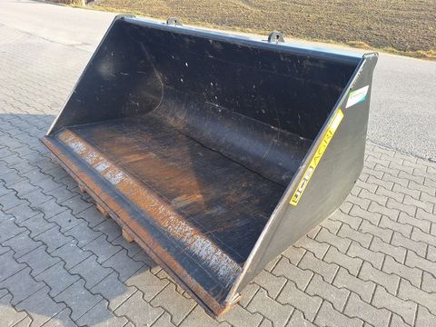 [3342-5274159-3.jpg]