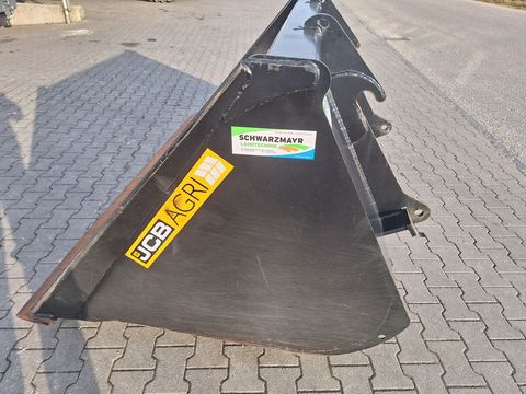 [3342-5274159-8.jpg]