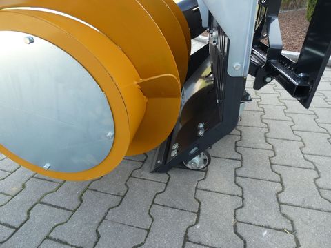 [3342-5449509-12.jpg]