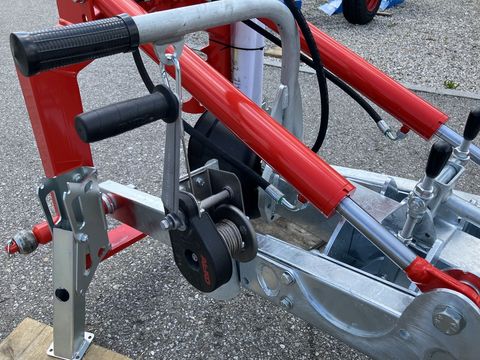 [3342-5534483-10.jpg]