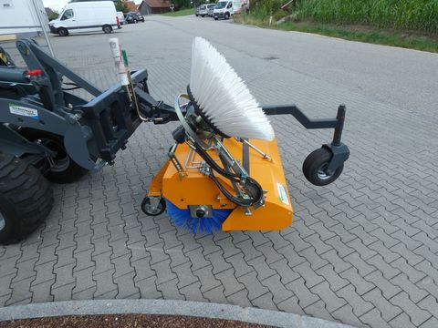 [3342-5563858-4.jpg]