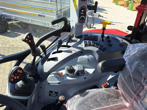 [3342-5611336-20.jpg]