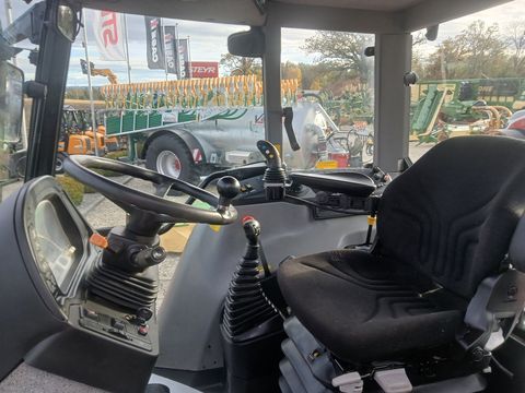 [3342-5633593-13.jpg]