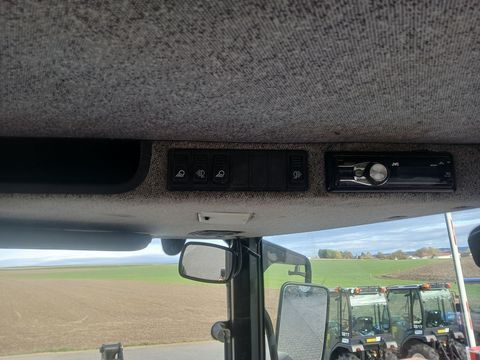 [3342-5633593-16.jpg]