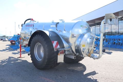 [3342-5661547-4.jpg]