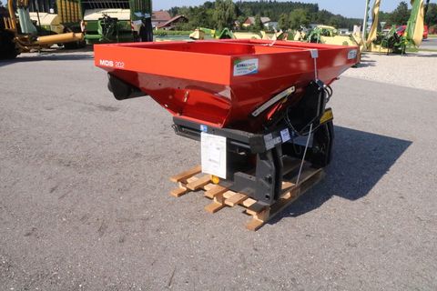 [3342-5667498-1.jpg]