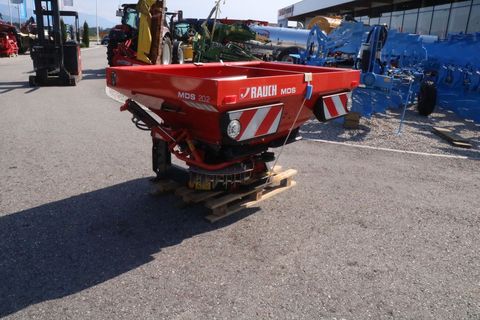 [3342-5667498-3.jpg]