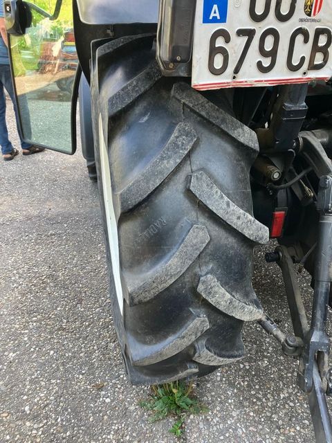 [3342-5766875-5.jpg]