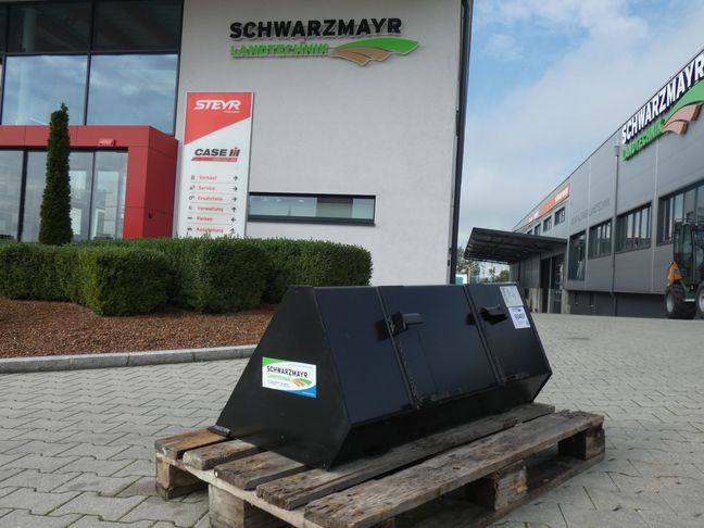 [3342-5851153-0_1.jpg]