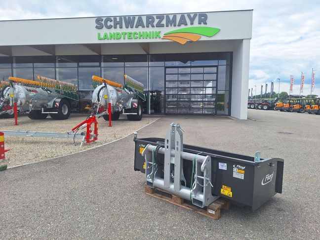 [3342-6058116-0_1.jpg]