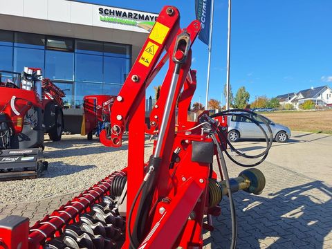 [3342-6140209-11.jpg]