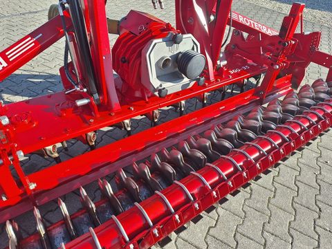 [3342-6140209-6.jpg]