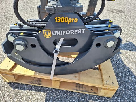 [3342-6256091-8.jpg]