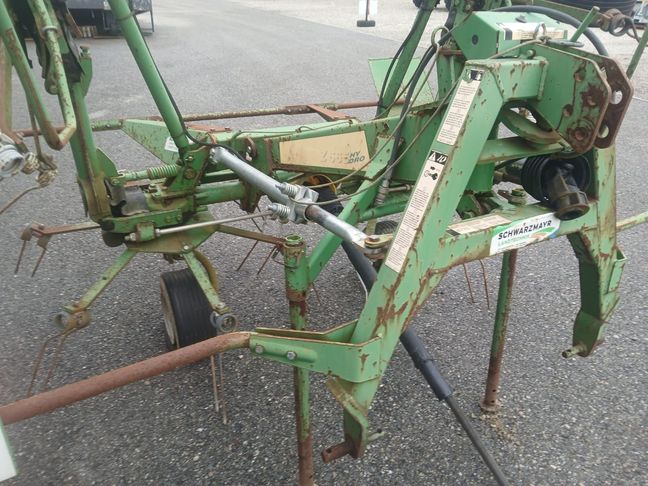 [3342-6256153-0_1.jpg]