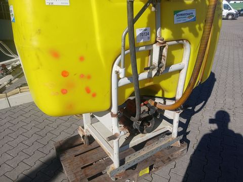 [3342-6278445-7.jpg]