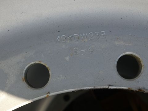 [3342-6278666-8.jpg]