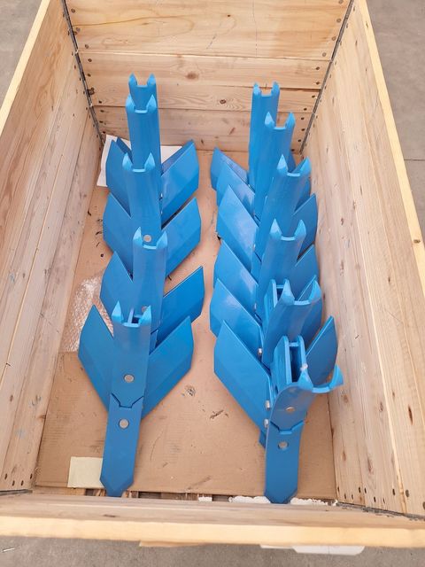 [3342-6285838-1.jpg]