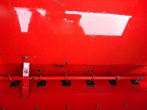 [3342-6285844-14.jpg]