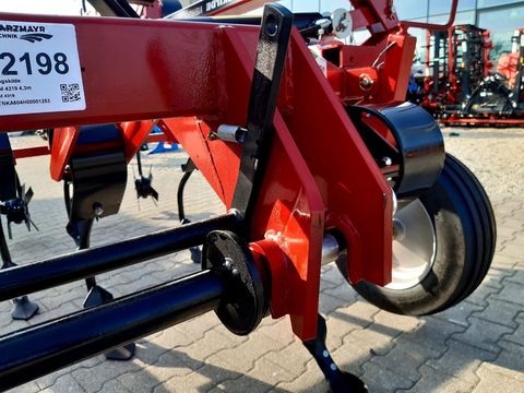 [3342-6310574-13.jpg]