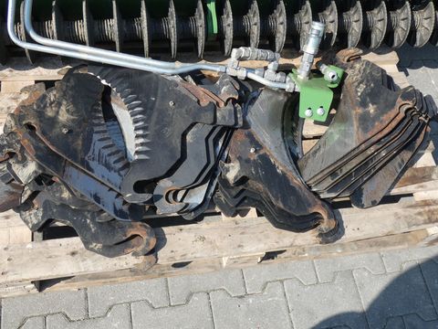 [3342-6315030-11.jpg]