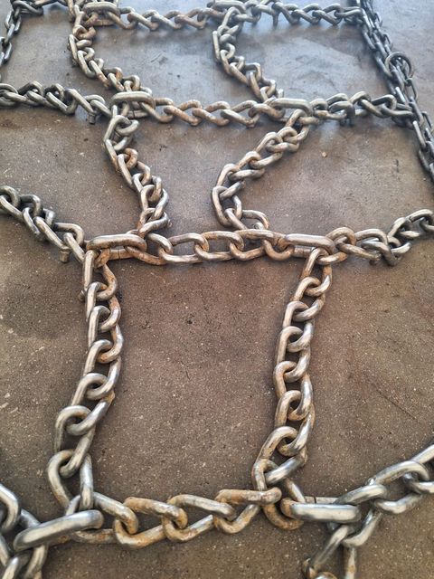 [3342-6319477-3.jpg]