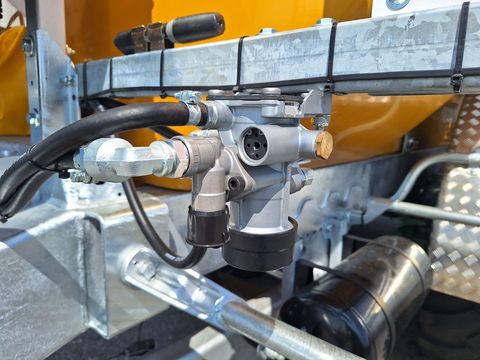 [3342-6347988-15.jpg]