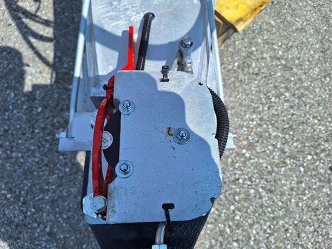 [3342-6347988-19.jpg]