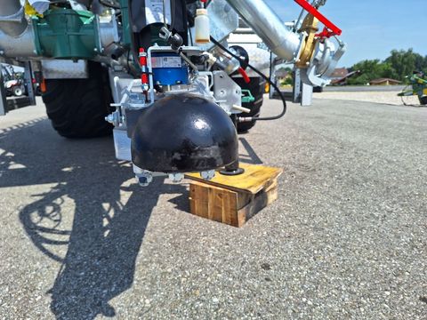 [3342-6347988-20.jpg]