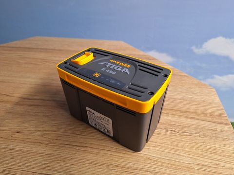[3342-6381443-2.jpg]