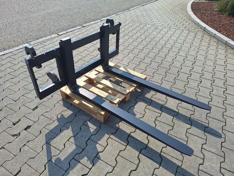 [3342-6427683-5.jpg]