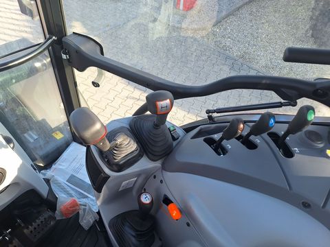 [3342-6481524-11.jpg]