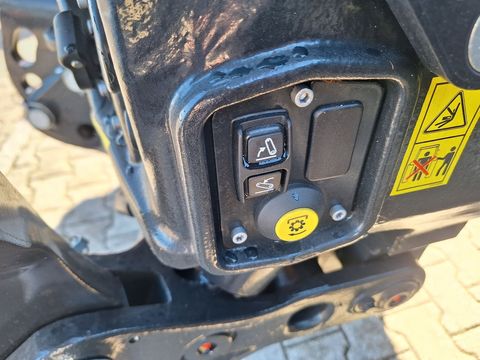 [3342-6502708-9.jpg]